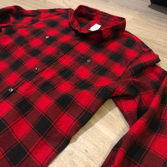 Gap Men’s Flannel Red and Black Size Large - Picture 2 of 5